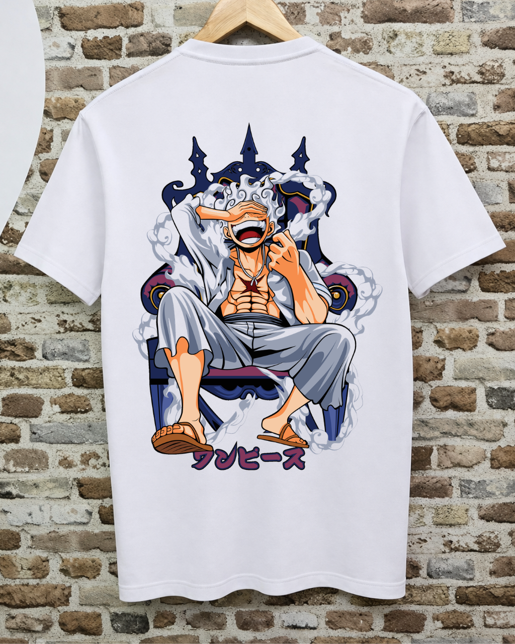 Camiseta One Piece Blanca - Luffy Gear Fifth en el Trono