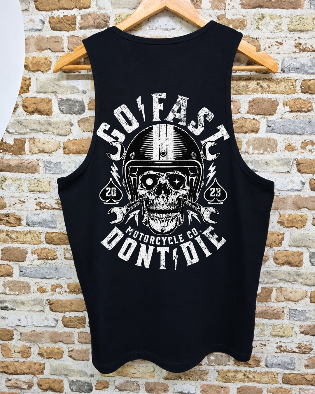 Camiseta Sin Mangas Go Fast Don't Die Motorcycle Co. Calavera